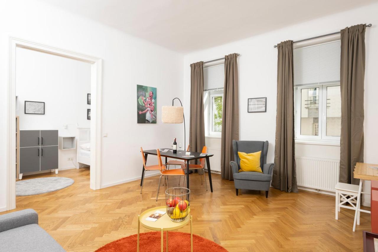 Luxury Suites Liechtenstein Відень Екстер'єр фото