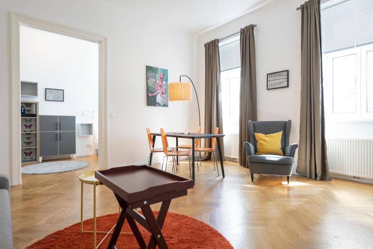 Luxury Suites Liechtenstein Відень Екстер'єр фото