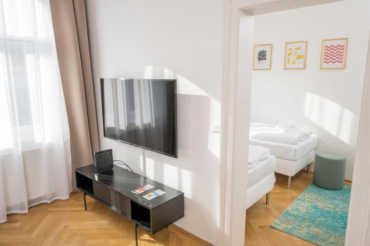 Luxury Suites Liechtenstein Відень Екстер'єр фото