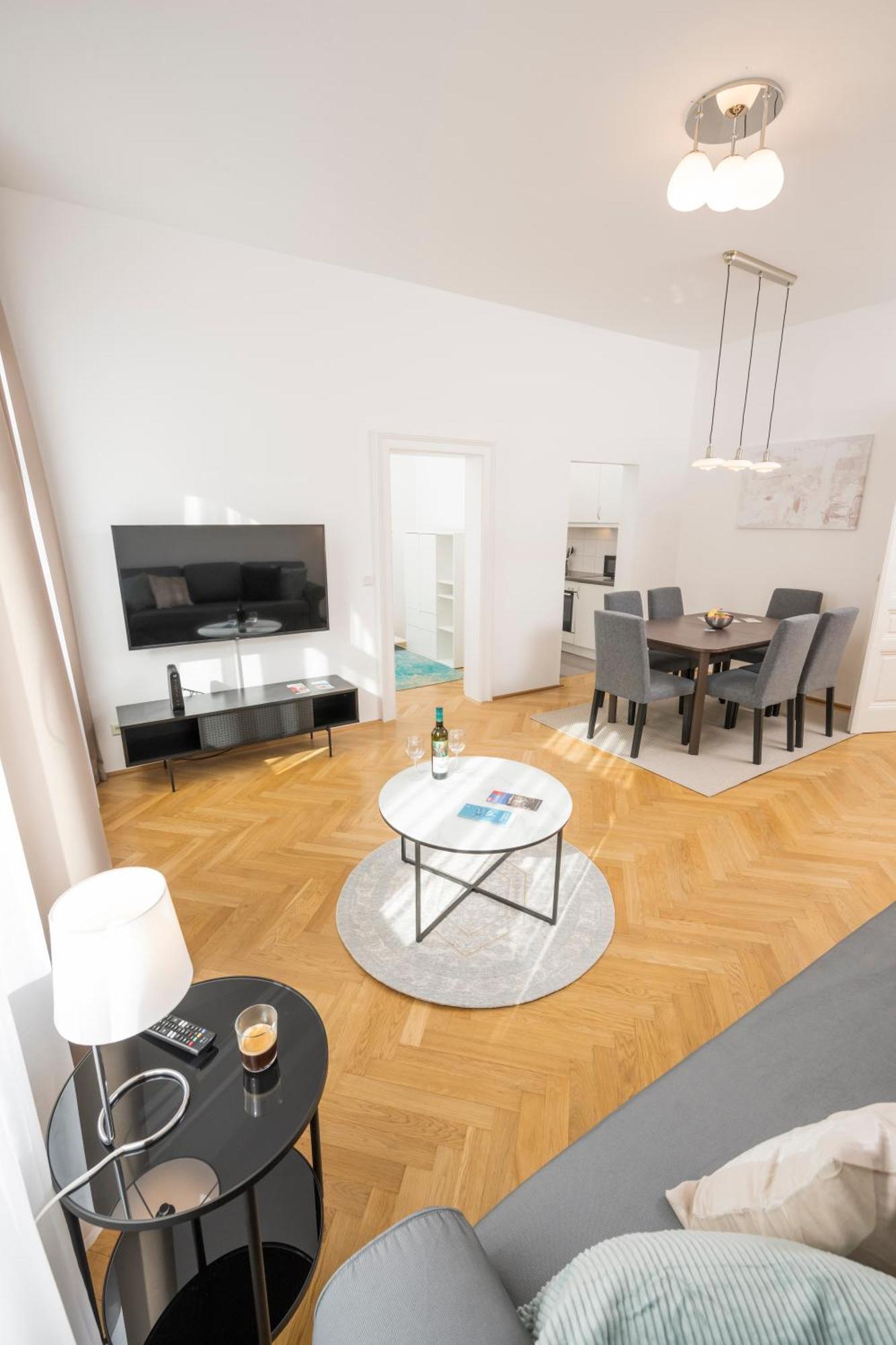 Luxury Suites Liechtenstein Відень Екстер'єр фото